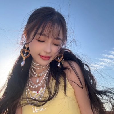 魔法少女与恶曾是敌人。